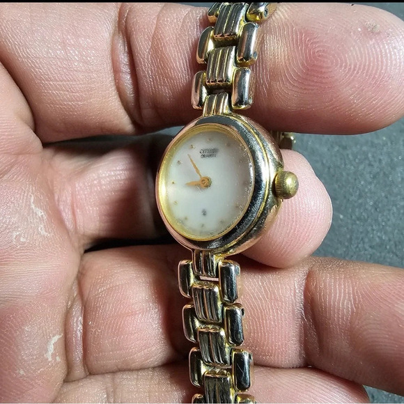 Citizen Ladies Quartz Watch Gold Tone Working 3220-S24451 Working Flawed - Picture 4 of 10